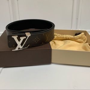 Louis Vuitton LV Initiales 40mm Reversible Belt